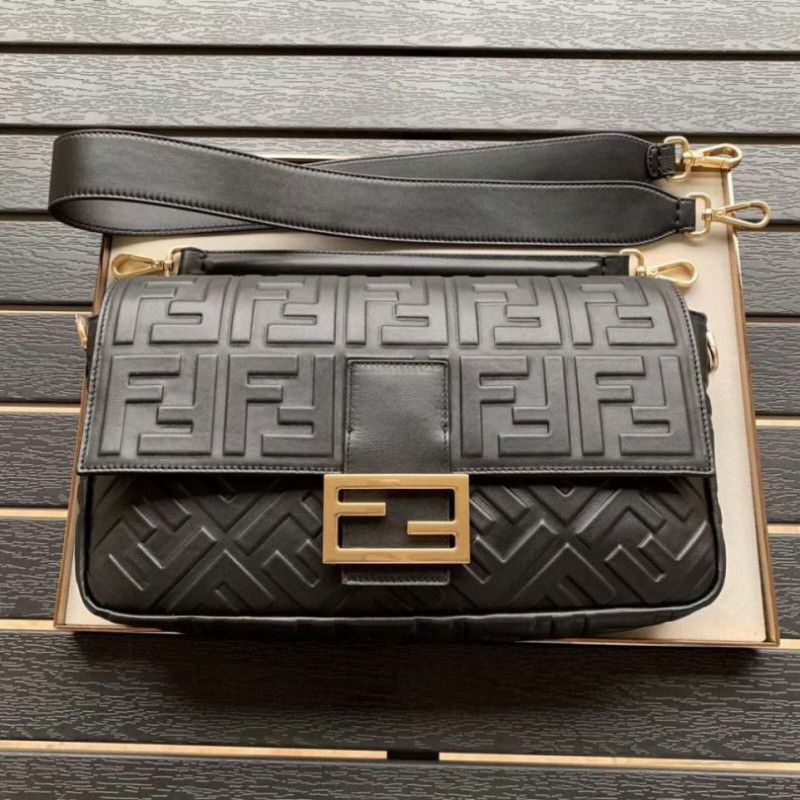 bolsos de fendi