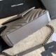 Falsa YSL Saint Laurent Bolso de hombro mediano Kate con cadena Mix Matelasse Gris Imitacion