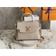 Replicas Minibolso Louis Vuitton Lockme Ever en cuero gris M21052 Imitacion Baratos