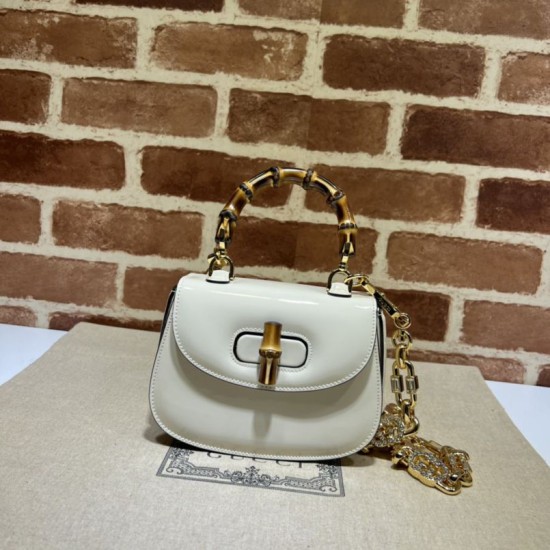 Replicas Gucci Bamboo 1947 Mini Top Handle Bag 686864 Beige Baratos