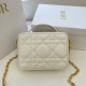 Replicas Bolso Dior Caro Box Macrocannage con cadena blanca Baratos