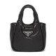 Replicas Prada Bolso Prada pequeño acolchado en piel de napa suave 1BA359 Negro Baratos