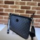 Replicas Bolso Gucci Messenger con G entrelazada ‎726833 Negro Baratos