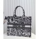 Replicas Christian Dior Bolso grande Dior Book Tote bordado con motivo Plan de Paris negro/blanco Baratos