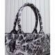 Replicas Christian Dior Bolso grande Dior Book Tote bordado con motivo Plan de Paris negro/blanco Baratos