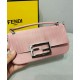 Replicas Funda para móvil Fendi Baguette 7AS142 rosa Baratos