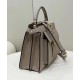 Replicas Bolso tote mediano Fendi Peekaboo ISeeU 8BN321 Gris Baratos