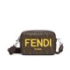 Replicas Bolso de tela Fendi Camera Case FF 7M0286 Marrón Baratos