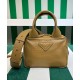 Replicas Prada Logo Pebble Leather Tote Bag 1BB0881 Albaricoque Baratos