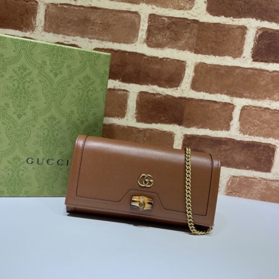 Replicas Cartera con cadena Gucci Diana 658243 Café Imitacion España