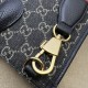 Replicas Gucci Bolso tote mediano con G entrelazada 674155 Negro Imitacion España