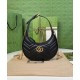 Replicas Minibolso Gucci GG Marmont en forma de media luna negro Imitacion España