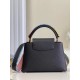 Falsa Bolso Louis Vuitton Capucines MM en cuero negro M57672 Imitacion