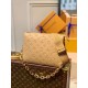 Falsa Louis Vuitton Coussin PM Bolso Monogram Piel de cordero M57791 Imitacion