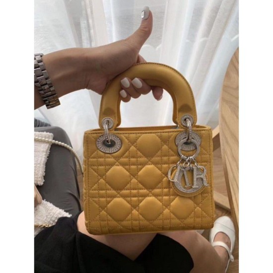 Replicas Christian Dior Acolchado Charol Micro Lady Dior Bolso Amarillo Baratos Imitacion