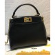 Replicas Fendi Peekaboo XS Mini-bolsa de cuero 8BN309 Negro Baratos Imitacion